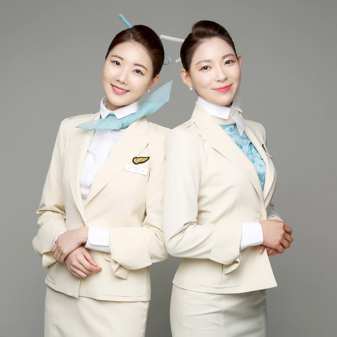 air uniform Korean stewardess