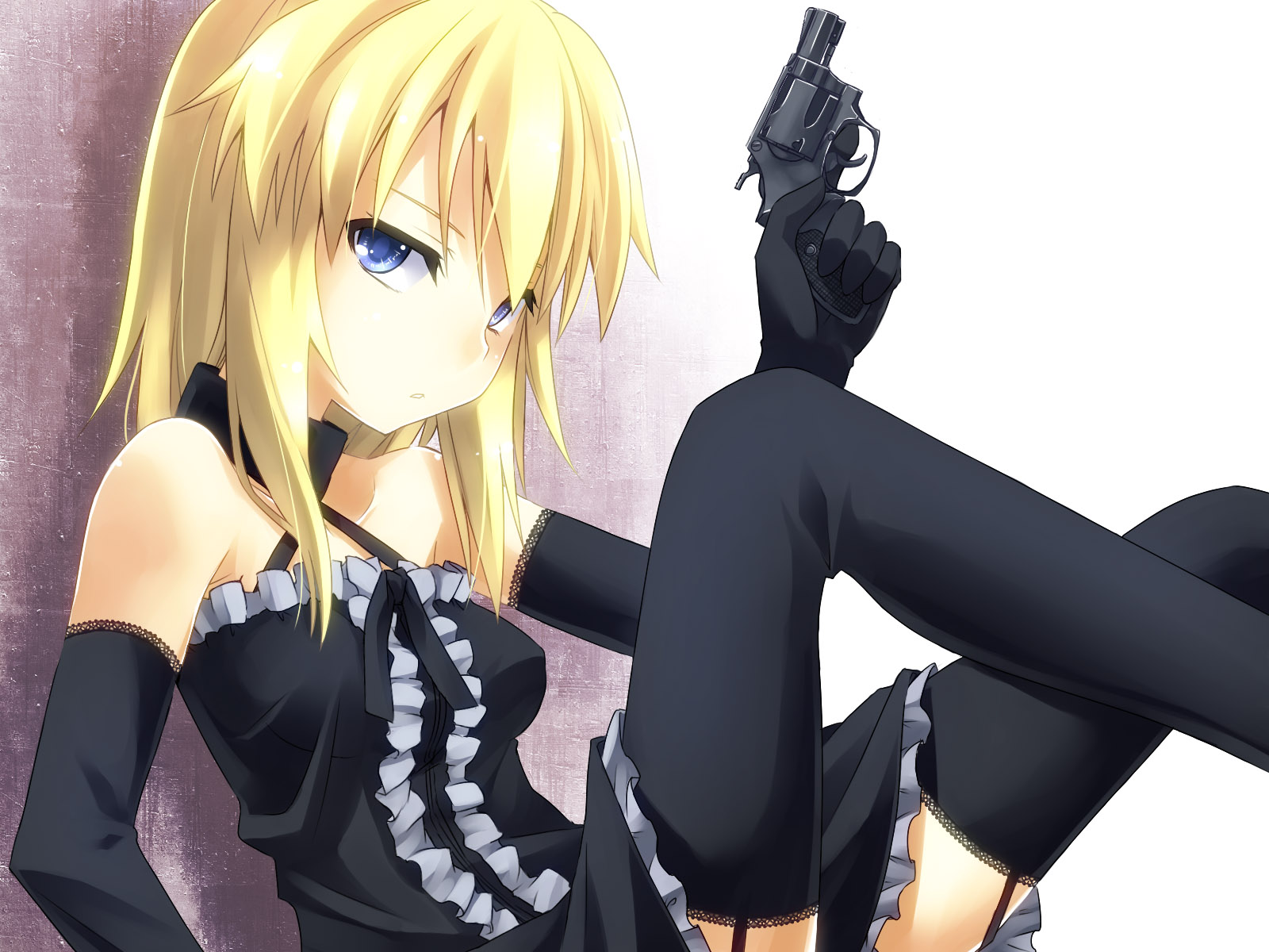 Blonde anime girl with gun