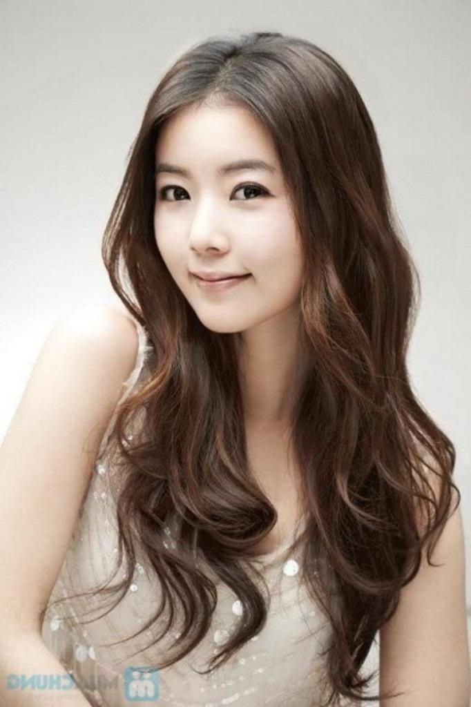 cute Asian secretary long hair