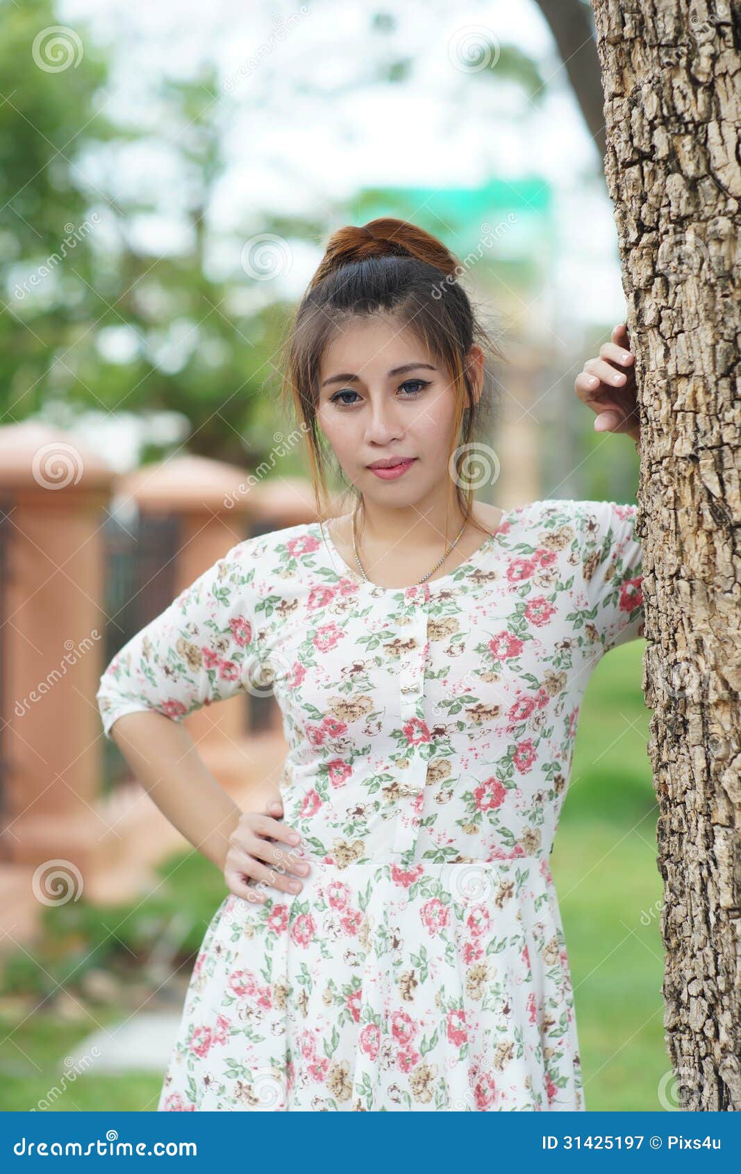 woman outdoor Chicktrainer asian