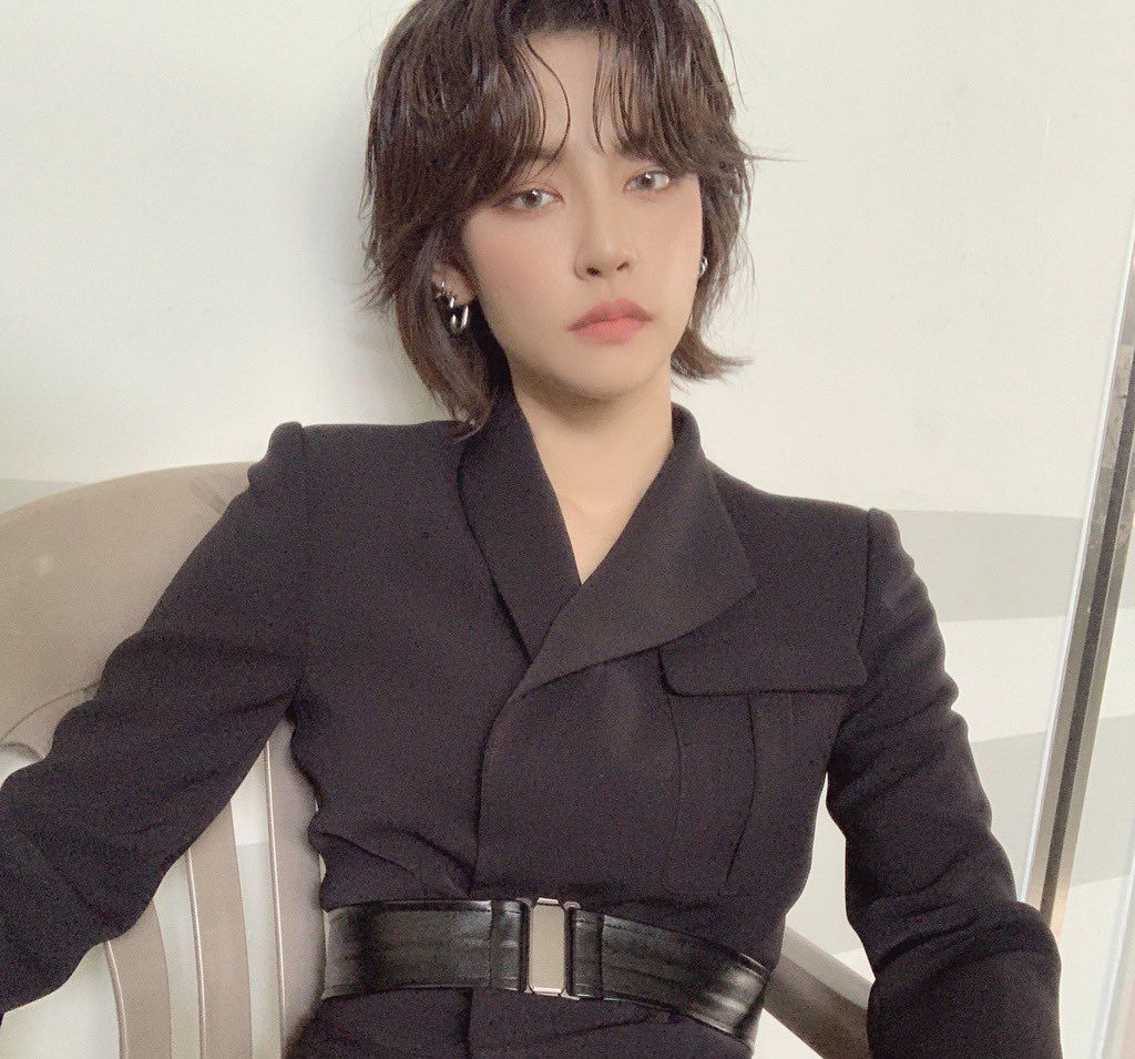Hot pictures Korean girl handjob