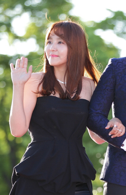 South korean singer the one