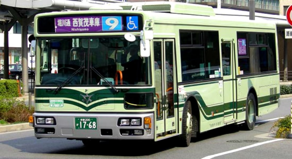 the bus in Japan